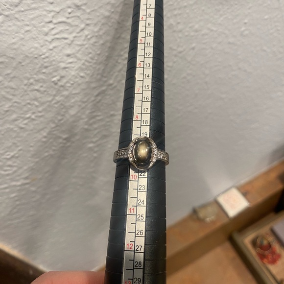 Black Star Sapphire and White Gems Atop Sterling Silver - Picture 5 of 6